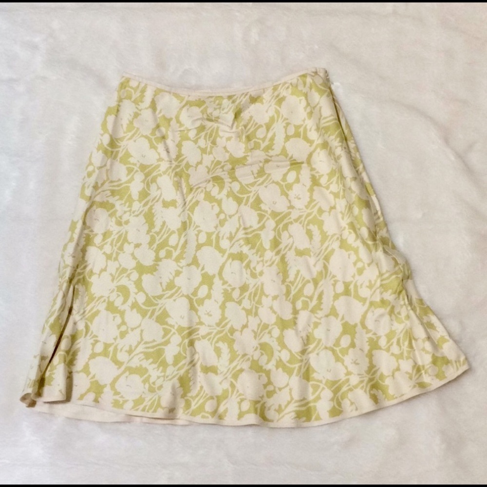 Ann Taylor A-Line Skirt in Cream and Light Green